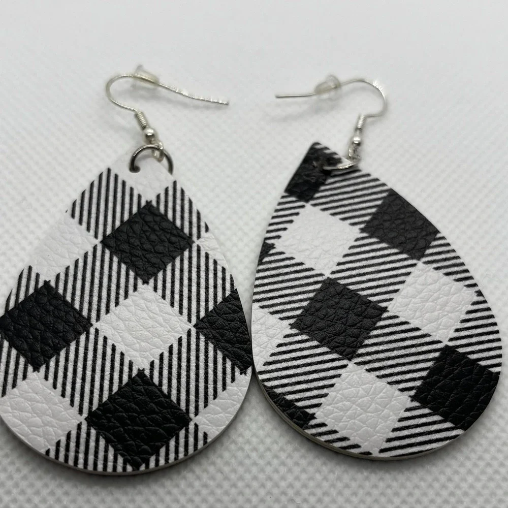 Buffalo Plaid Teardrop Earrings Women Dangle Fishhook Faux Leather Black White